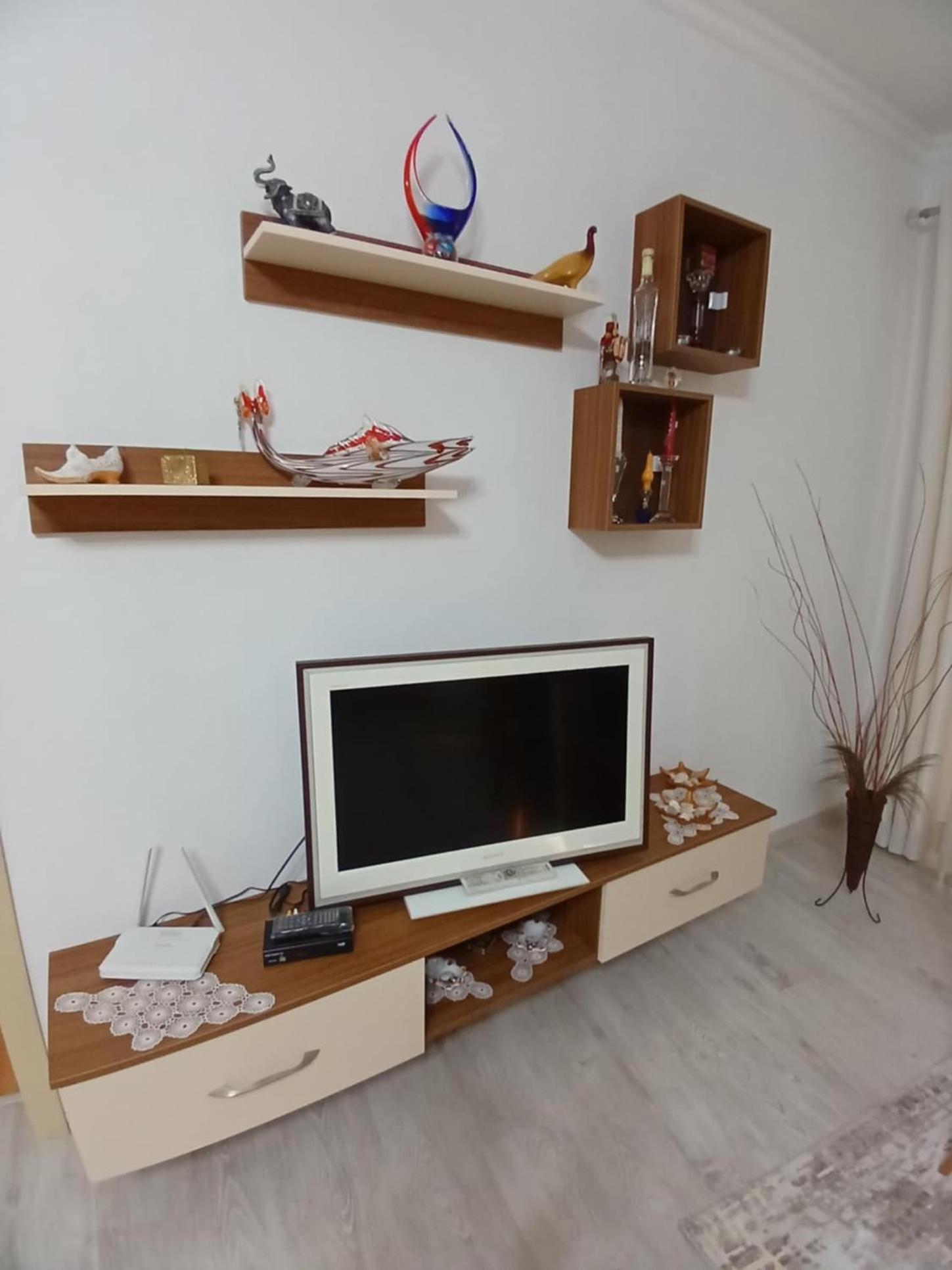Eniguesthouse Gjirokastër Extérieur photo